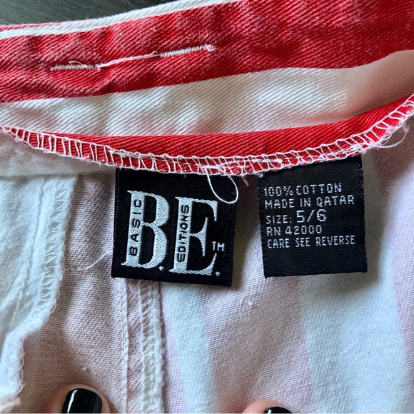 Vintage 1990s Basic Editions High Rise Pleated Red & White Striped Shorts - Picture 9 of 11